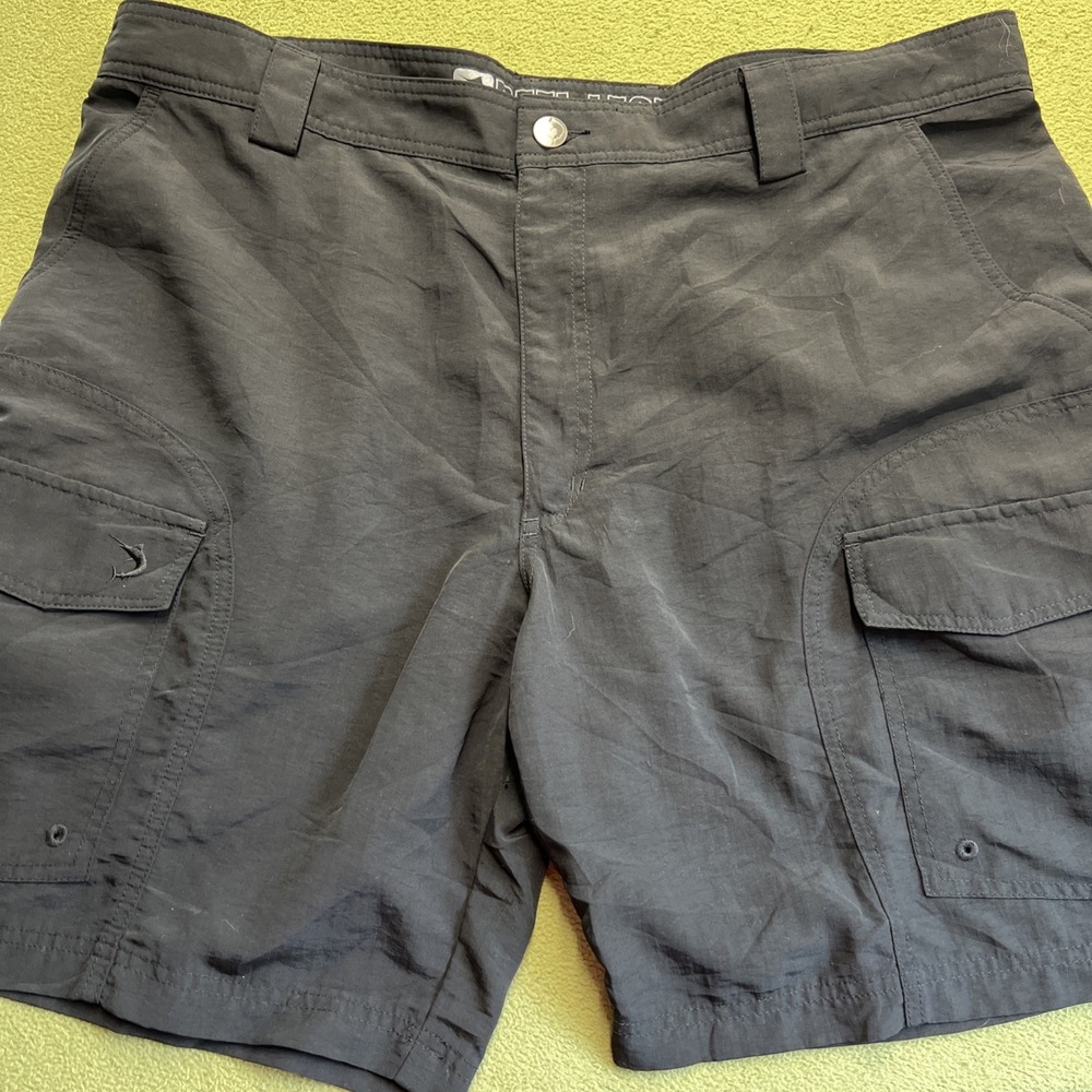 Reel Legends Black Cargo Fishing Shorts‎ Mens 42 Logo Lightweight Quick dry